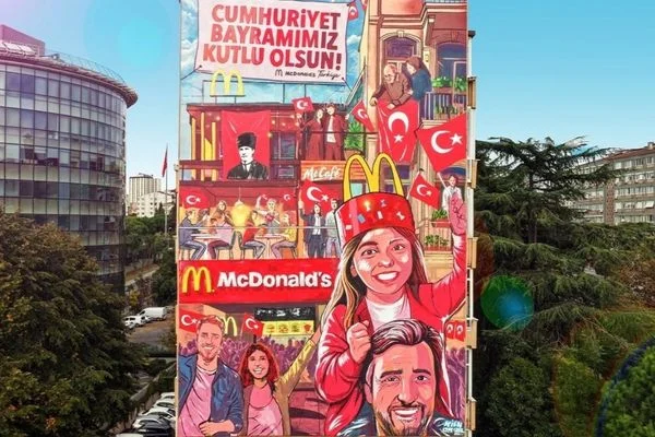 McDonald’s Türkiye’den Cumhuriyet’in 103. yılına renkli kutlama