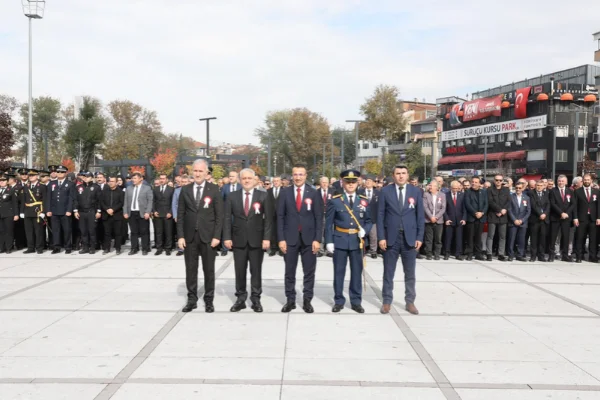 İnegöl'de 29 Ekim kutlamaları anma töreniyle başladı