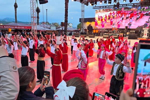 Gazipaşa Çekirdeksiz Nar ve Tropikal Meyve Festivali başladı