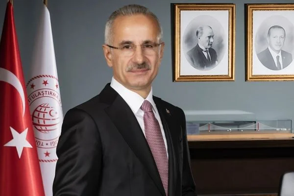 Uraloğlu, 29 Ekim Cumhuriyet Bayramını kutladı