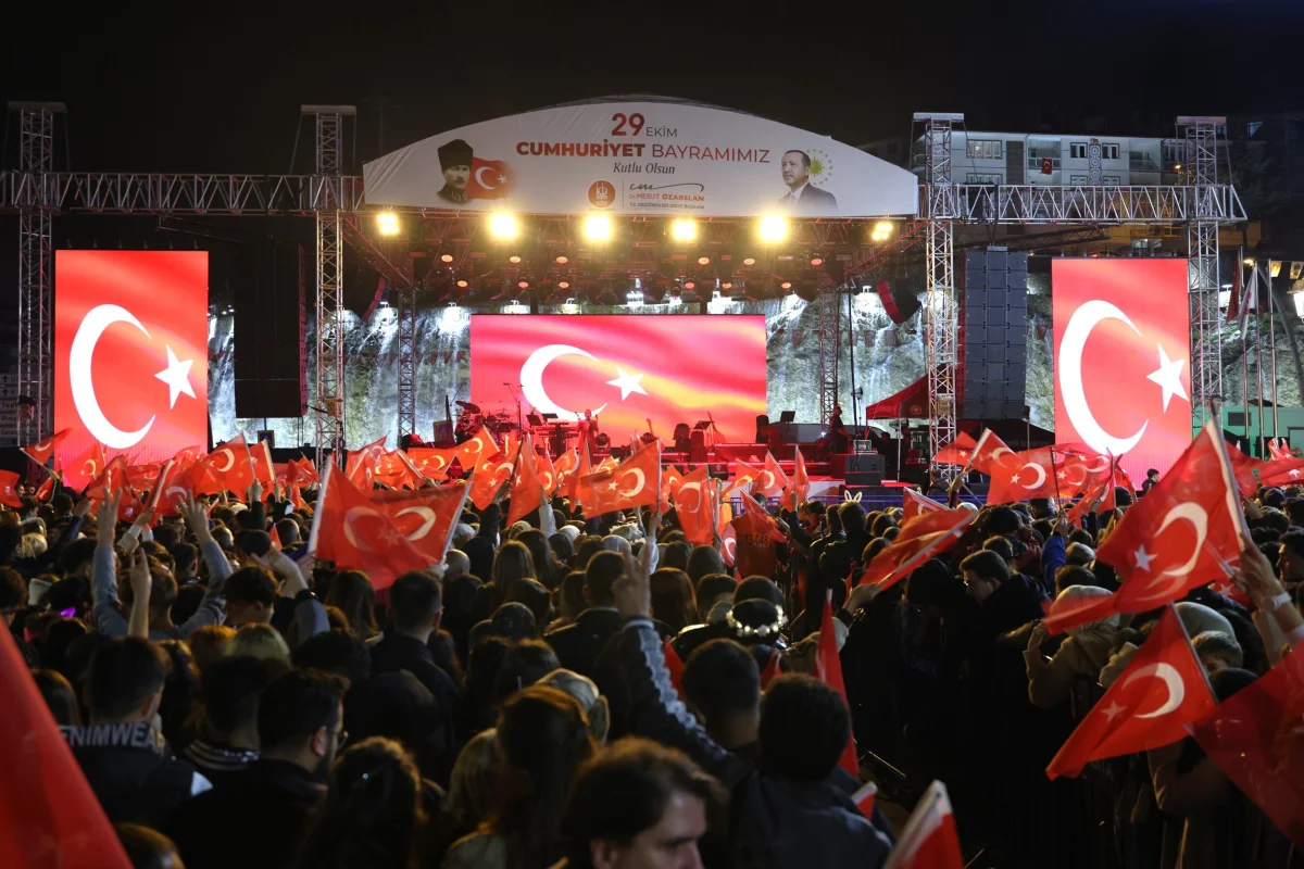 Keçiören'de 103. yıl sevinci konserlerle devam ediyor