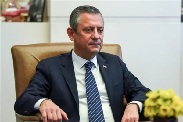 Özel: Sinem Dedetaş’ı Üsküdar sokaklarında görmek istiyoruz