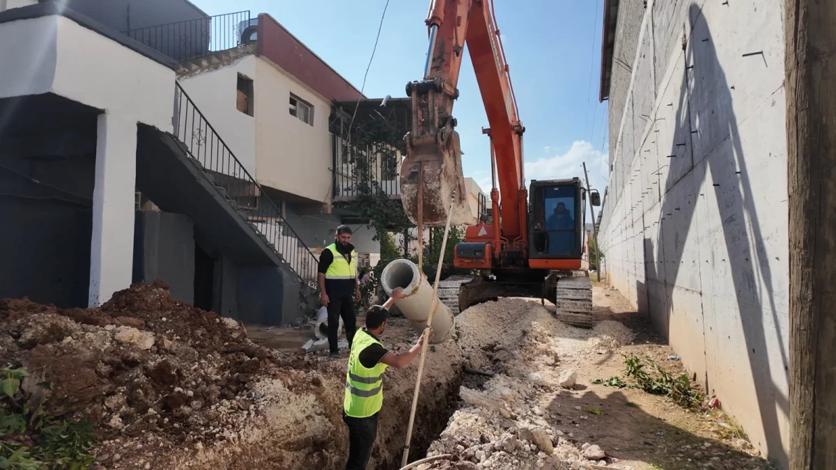 ŞANLIURFA’DA ALTYAPI ÇALIŞMALARI ARALIKSIZ SÜRÜYOR